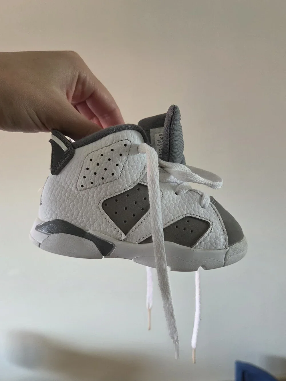 Toddler Air Jordan 6 Retro "Cool Grey" Size 5C - White & Grey Sneakers - Picture 3 of 7